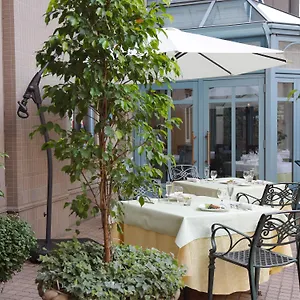 Отель Monterey Lasoeur Ginza, Токио